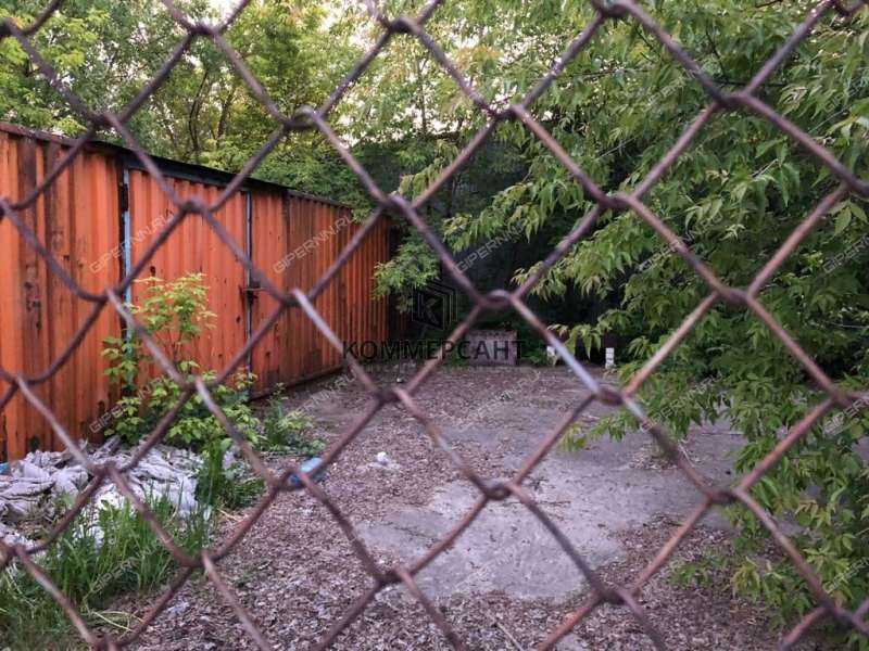 здание под офис, торговую площадь на Торфяной улице