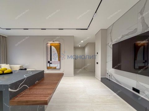 4-komnatnaya-pl-sennaya-d-1 фото