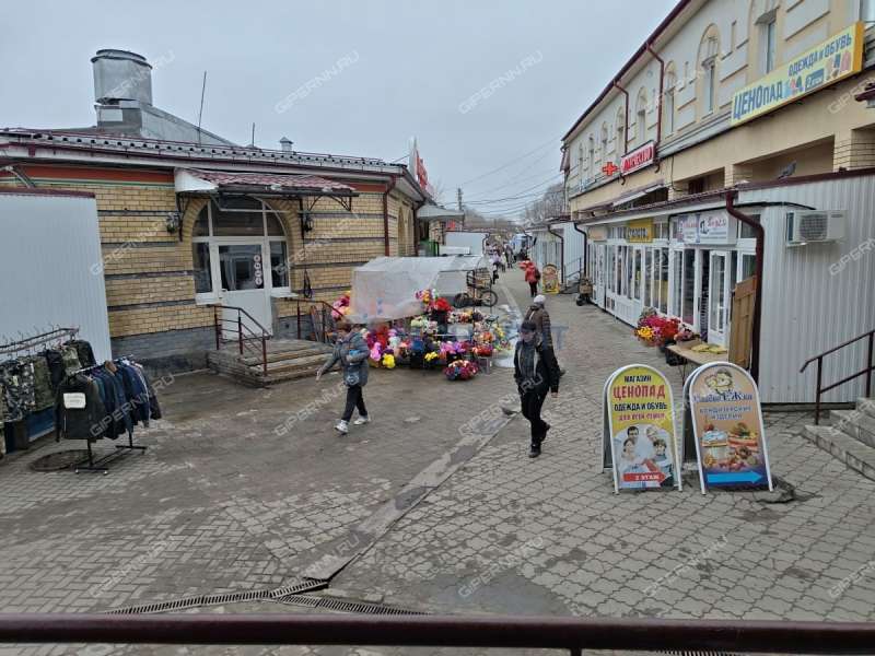 помещение под помещение свободного назначения, торговую площадь на Советской площади город Балахна