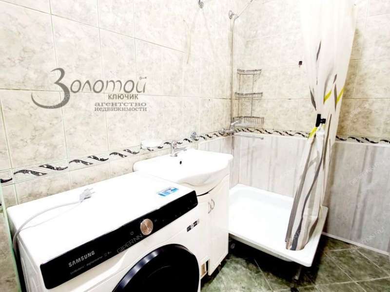 трёхкомнатная квартира на улице Энгельса дом 80 город Балахна