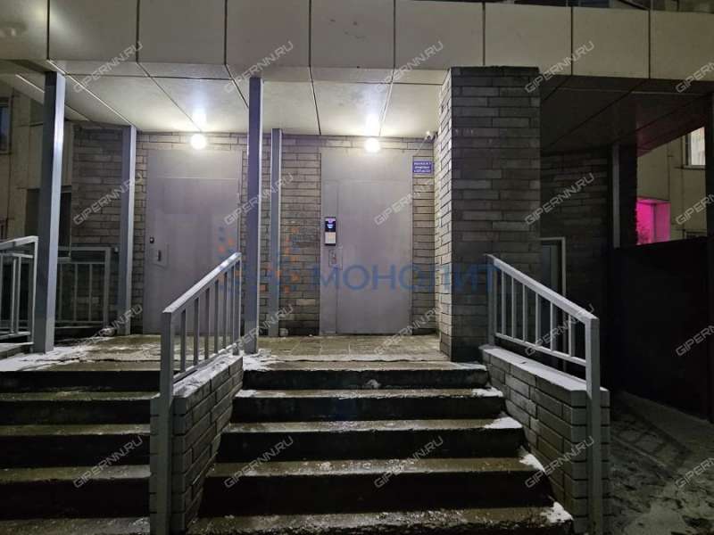 трёхкомнатная квартира на улице Богдановича дом 4