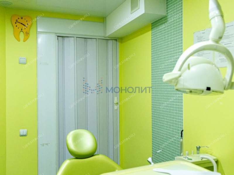 помещение под недвижимость под медицинские учреждения, недвижимость под салоны красоты на улице Героя Юрия Смирнова