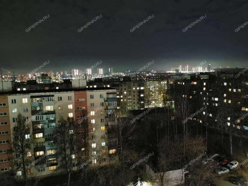 однокомнатная квартира на бульваре 60-летия Октября дом 21 к1