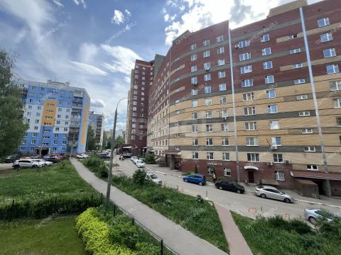 2-komnatnaya-ul-verhnepecherskaya-d-7-k2 фото