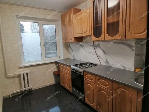 3-komnatnaya-ul-strokina-d-12 фото