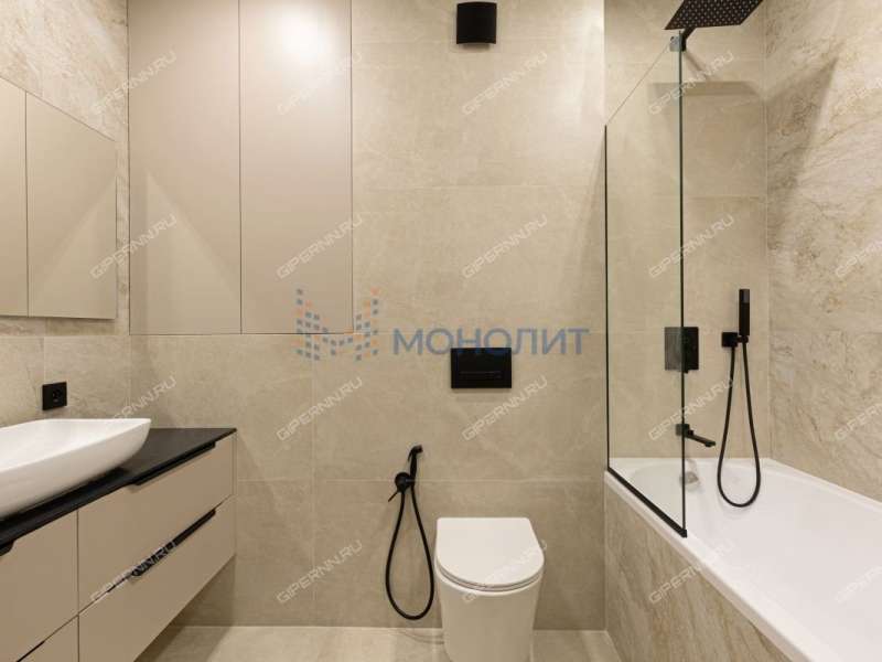 трёхкомнатная квартира на Большей Печёрской улице дом 89