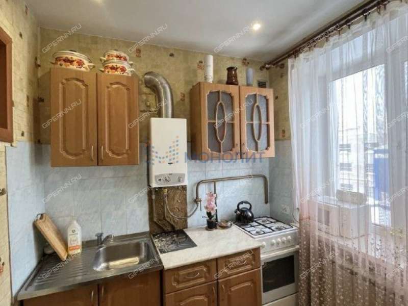 трёхкомнатная квартира на проспекте Гагарина дом 66