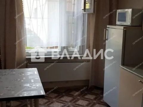 1-komnatnaya-nab-volzhskaya-d-10 фото