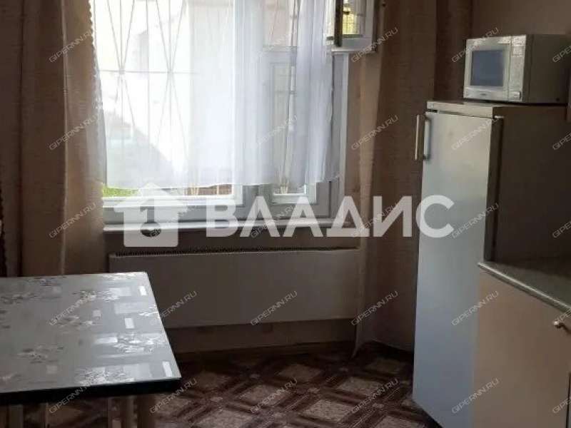 однокомнатная квартира на Волжской набережной дом 10