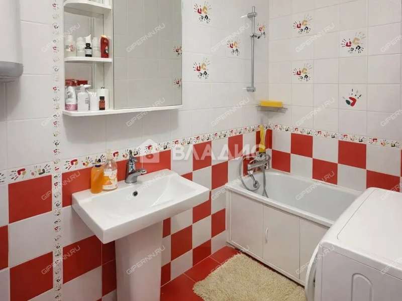 однокомнатная квартира на Волжской набережной дом 8