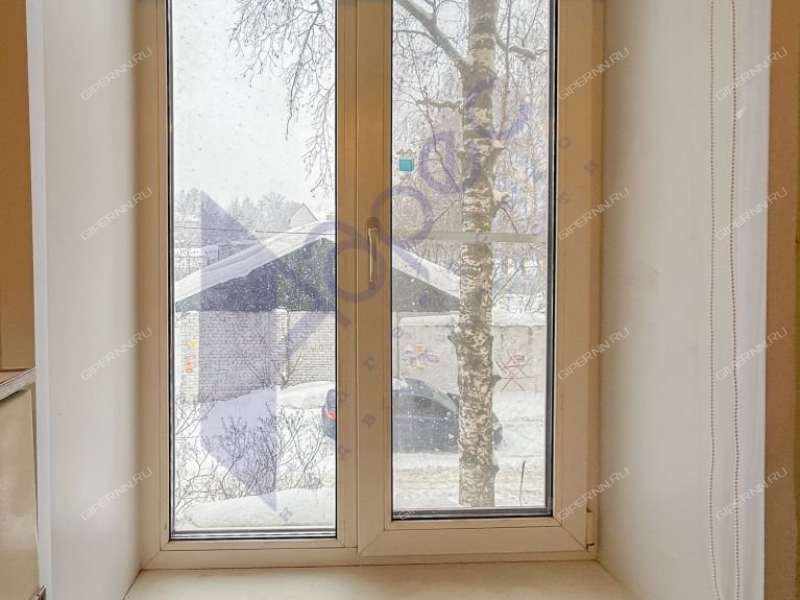 однокомнатная квартира на Светлоярской улице дом 20