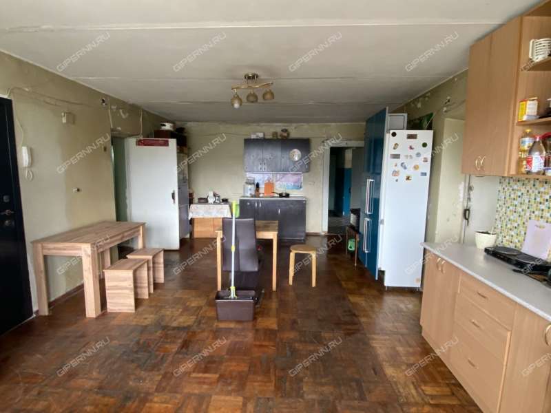 комната в доме 5 на улице Подводников