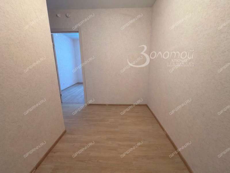 трёхкомнатная квартира на проспекте Героев Донбасса дом 12