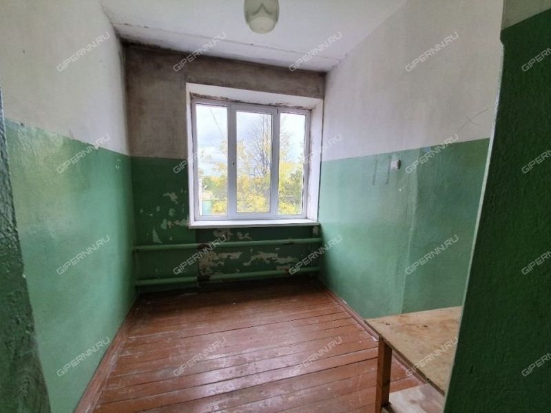 комната в доме 3А на Школьной улице село Большое Мокрое