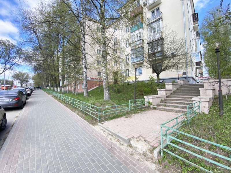 помещение под помещение свободного назначения на проспекте Гагарина