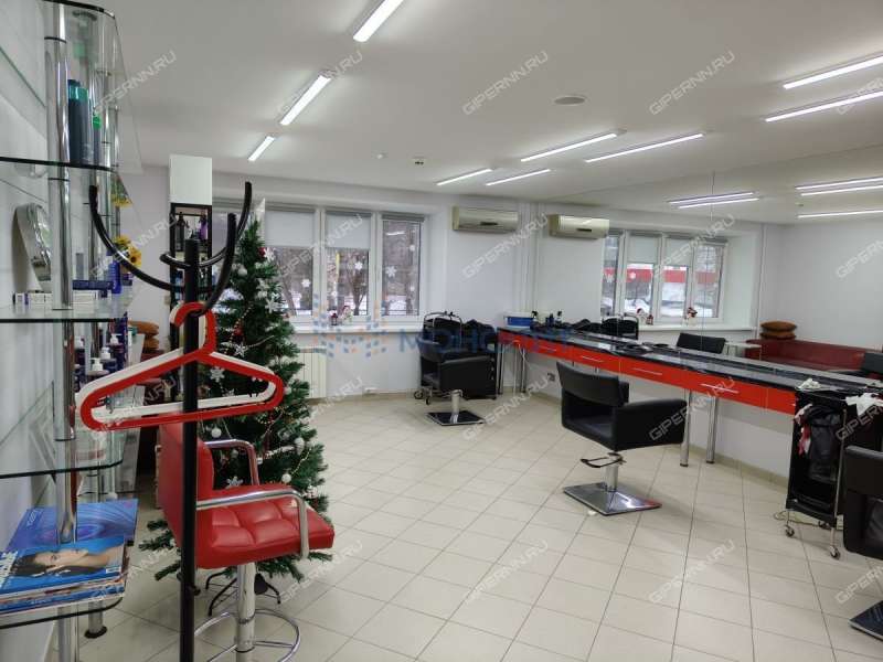 помещение под помещение свободного назначения на улице Мирошникова