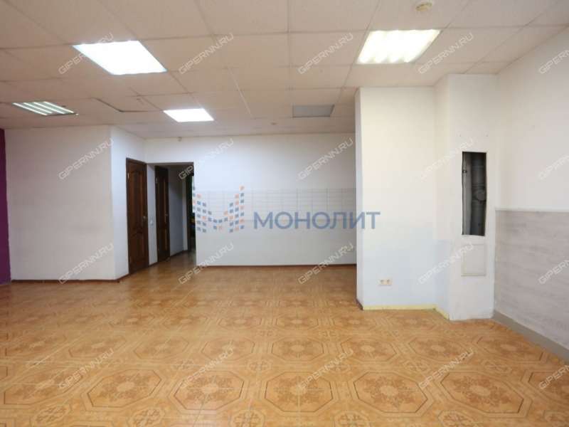 помещение под помещение свободного назначения, недвижимость под салоны красоты на улице Родионова