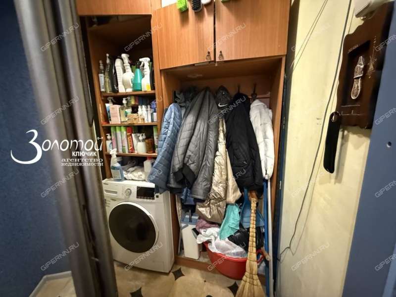 трёхкомнатная квартира на улице Челюскинцев дом 19