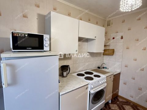 1-komnatnaya-nab-volzhskaya-d-10 фото