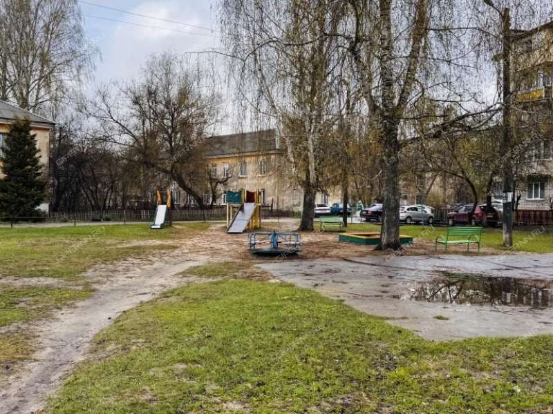 трёхкомнатная квартира в посёлке Мостоотряд дом 27