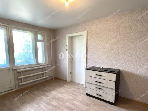 3-komnatnaya-ul-geroya-sovetskogo-soyuza-prygunova-d-20 фото