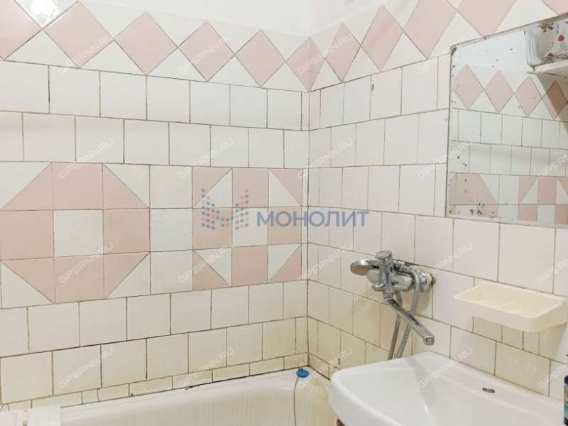 трёхкомнатная квартира на улице Строкина дом 10