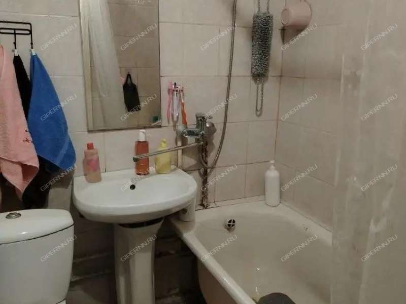 однокомнатная квартира на улице Героя Советского Союза Усилова дом 8