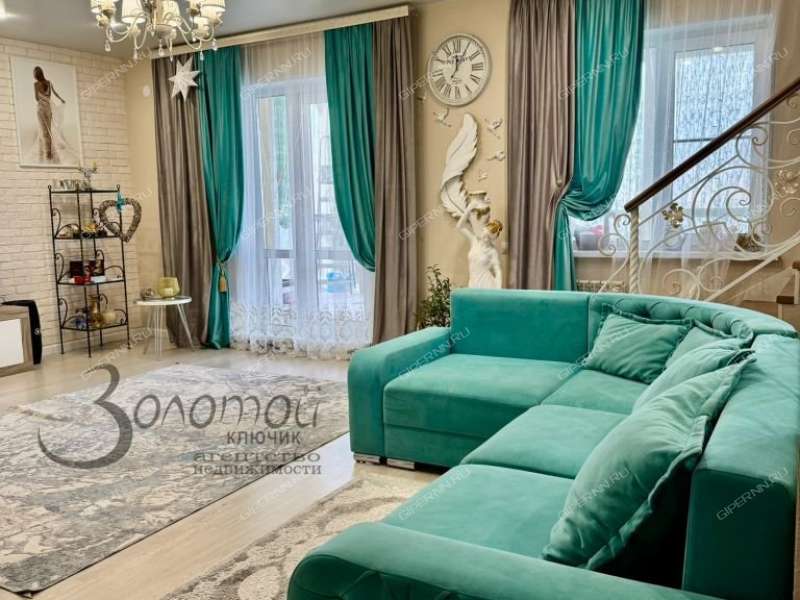 дом на Молодежной улице деревня Хватково