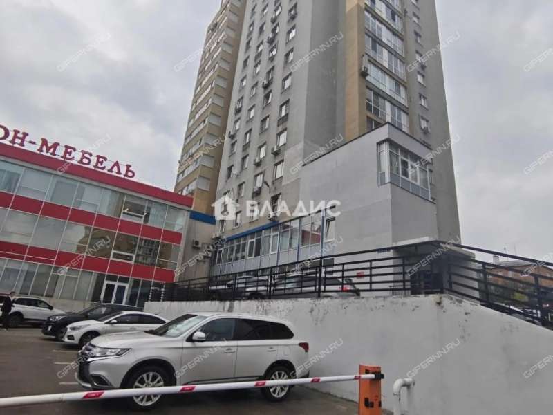трёхкомнатная квартира на бульваре Мира дом 17А
