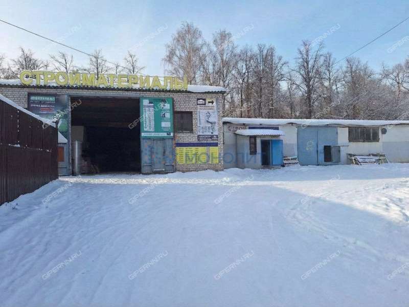 здание под торговую площадь, склад на Октябрьской улице город Дзержинск