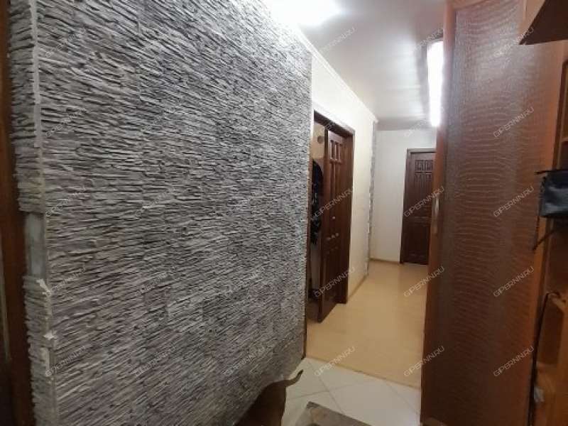 трёхкомнатная квартира на улице Максима Горького дом 152