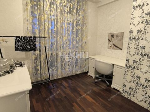 4-komnatnaya-ul-belinskogo-d-62 фото