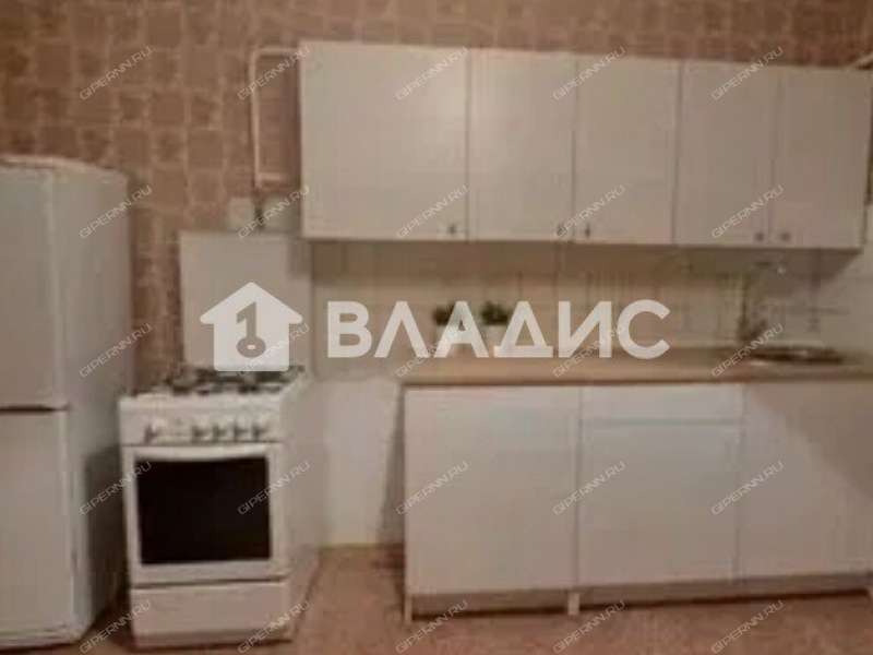 однокомнатная квартира на улице Тургенева дом 104 город Бор