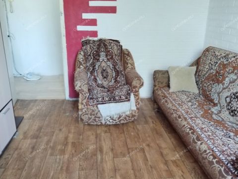 4-komnatnaya-ul-narodnaya-d-38 фото