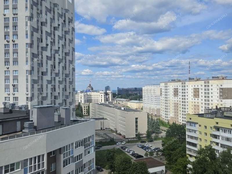 трёхкомнатная квартира на улице Маршала Баграмяна дом 1