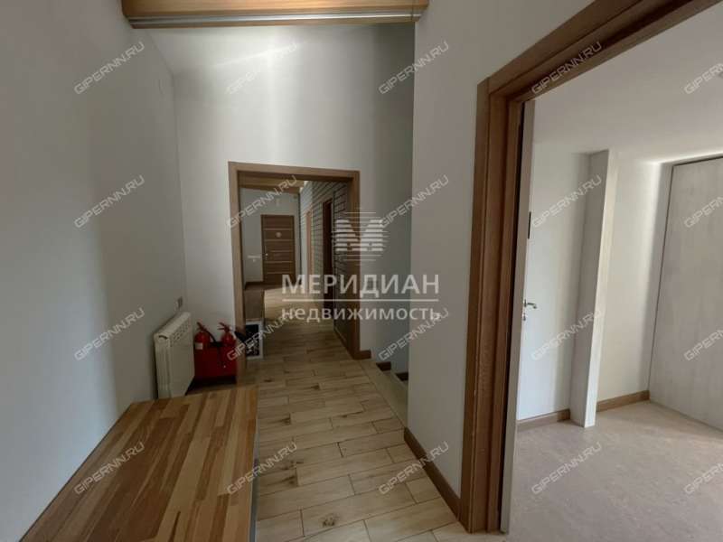 здание под коммерческую недвижимость на Альпийская село Шава