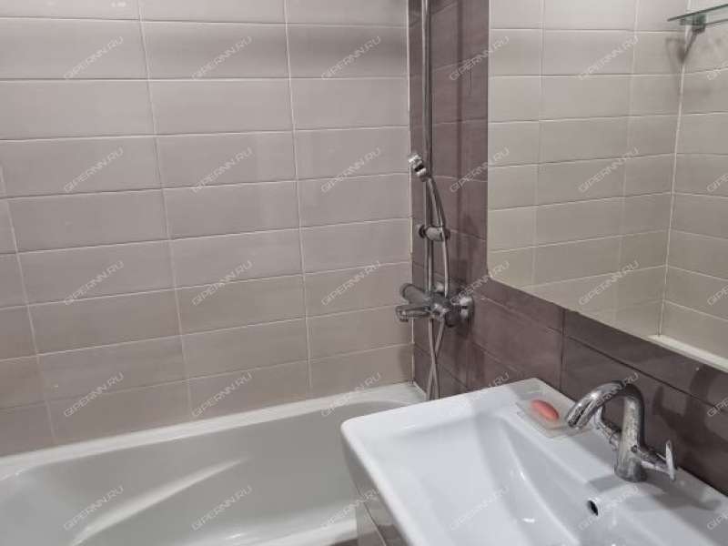 трёхкомнатная квартира на улице Адмирала Макарова дом 3 к2