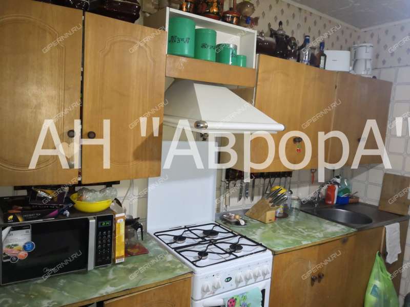 четырёхкомнатная квартира на улице Голубева дом 4