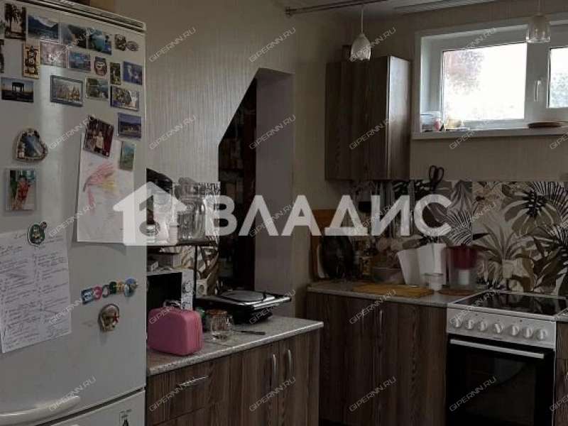 дом на улице Лесная село Елховка
