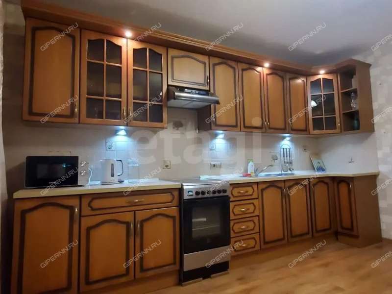 трёхкомнатная квартира на улице Академика Сахарова дом 111 к2
