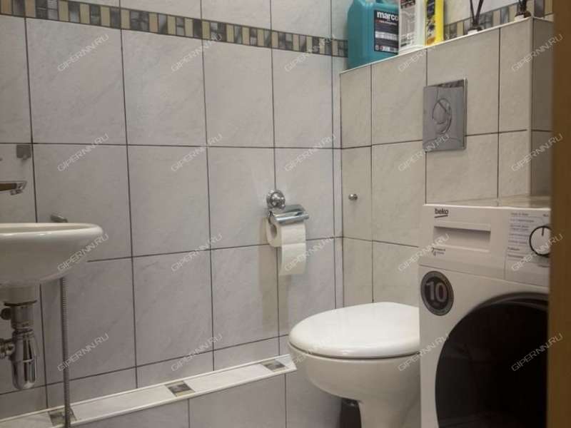 трёхкомнатная квартира на Дальней улице дом 8/16