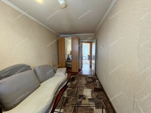 3-komnatnaya-ul-tropinina-d-4 фото