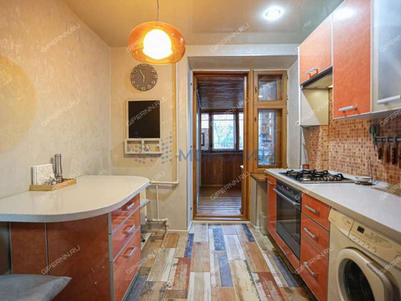 трёхкомнатная квартира на Сормовском шоссе дом 12