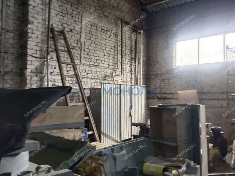 помещение под склад, производственную площадь на улице Монастырка