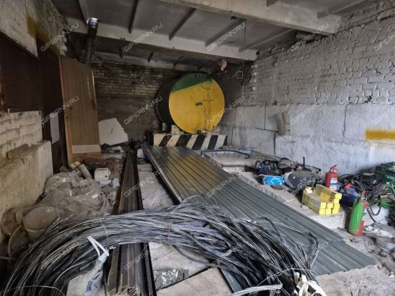 здание под торговую площадь, производственную площадь на улице Красные Зори город Выкса