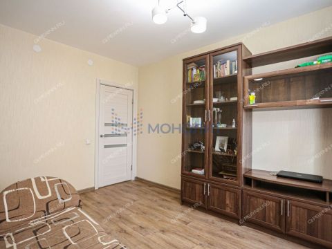 3-komnatnaya-ul-romantikov-d-8 фото