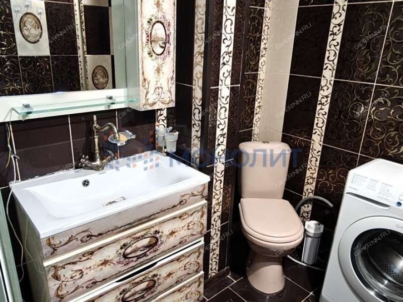 трёхкомнатная квартира в Центральном микрорайоне дом 1 город Выкса