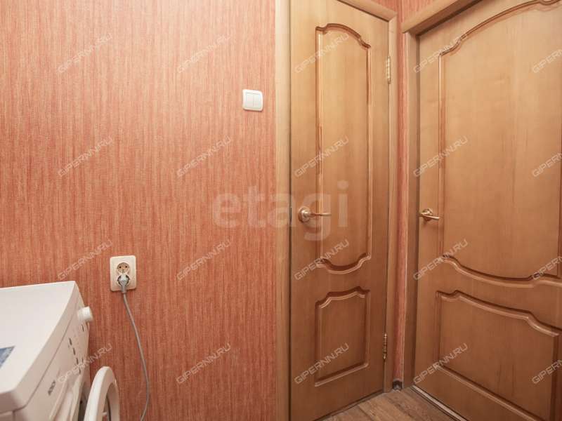 двухкомнатная квартира на улице Мирошникова дом 3б