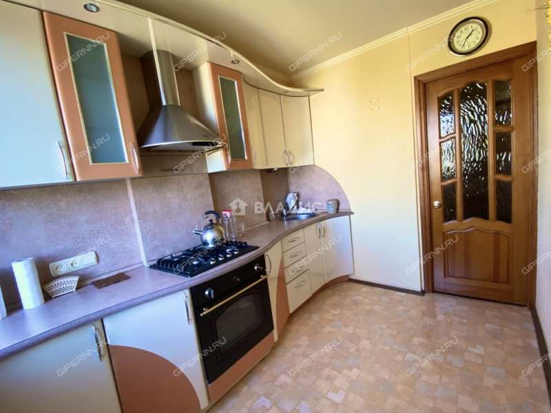 трёхкомнатная квартира на улице Тропинина дом 6