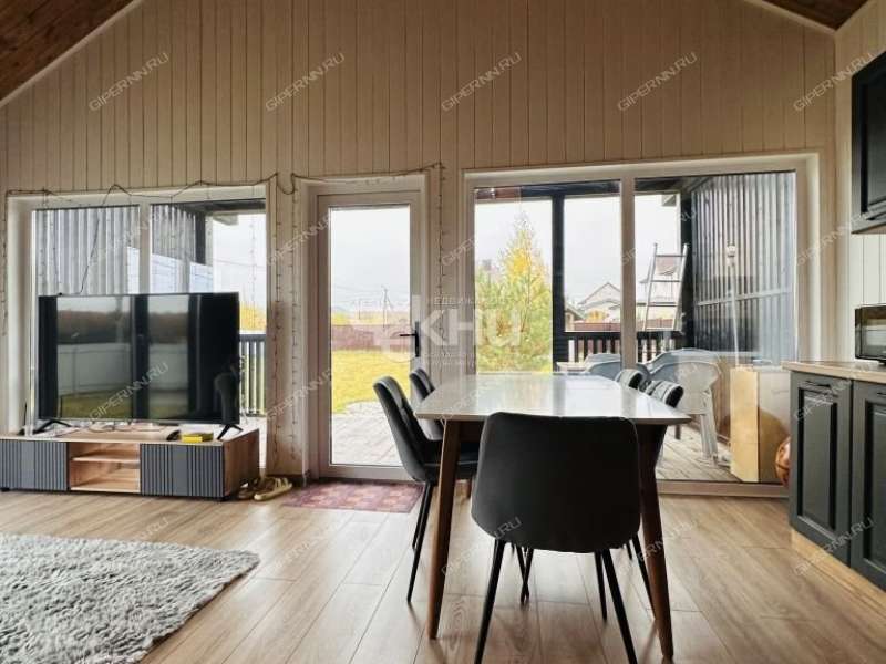 дом на Ахматовой село Каменки